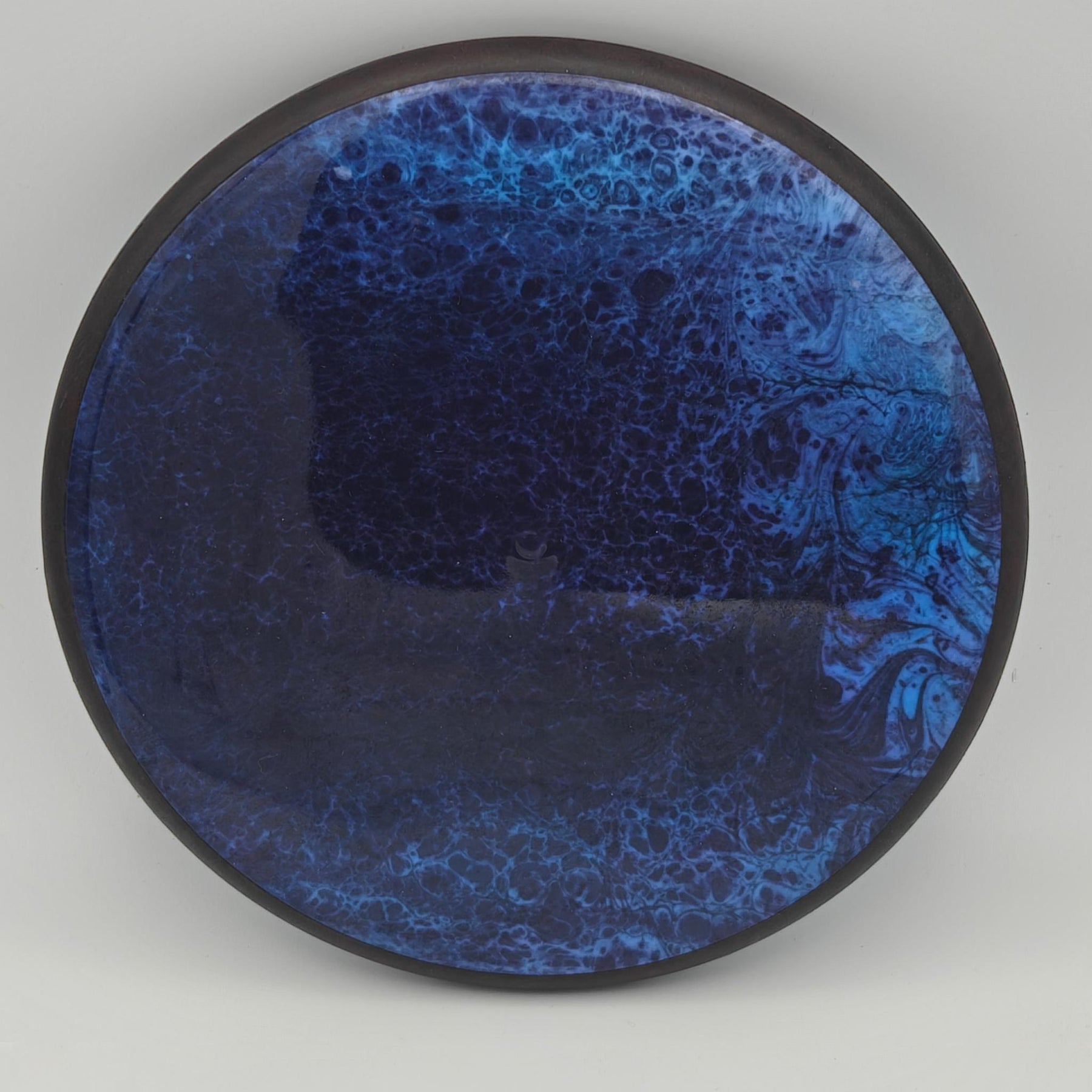 Interstellar Dyed Discs