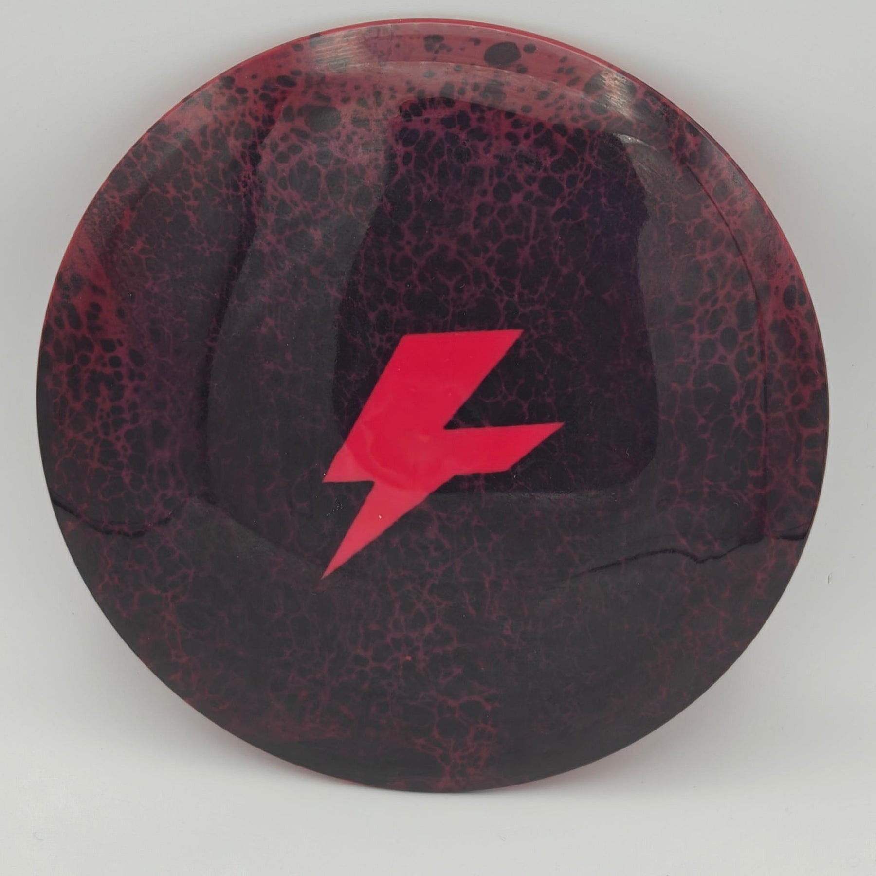 Interstellar Dyed Discs