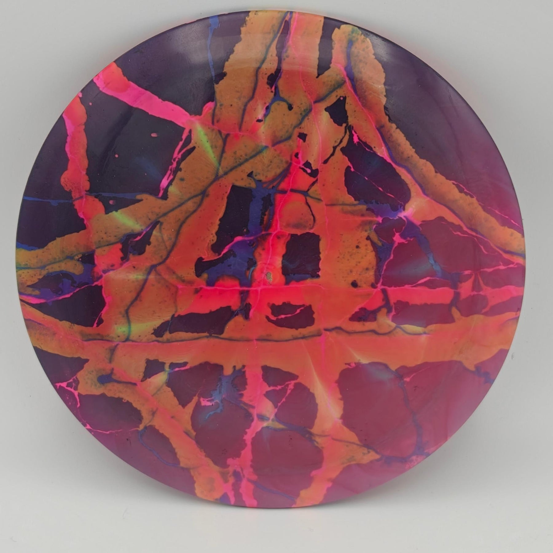 Interstellar Dyed Discs